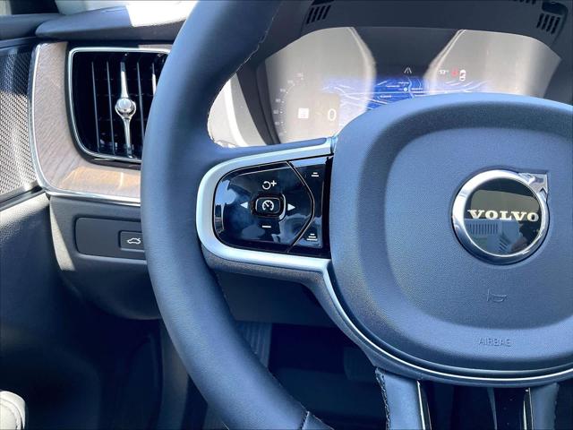2026 Volvo XC60 Plug-In Hybrid Plus, T8 AWD Electric/Gasoline, Dark