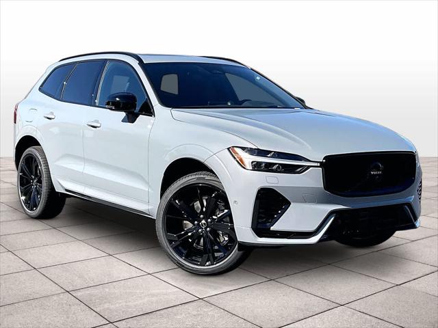 2026 Volvo XC60 Plug-In Hybrid Black Edition Ultra, T8 AWD Electric/Gasoline, Dark
