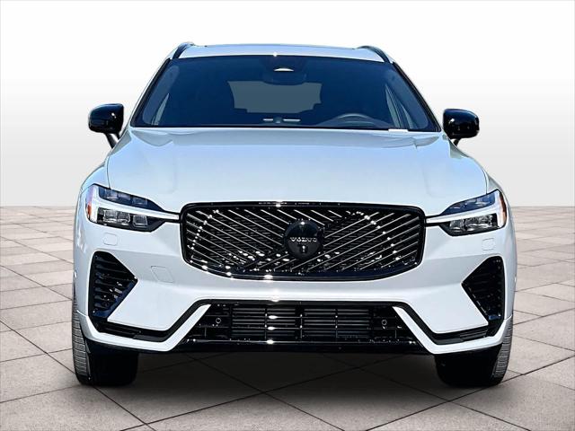 2026 Volvo XC60 Plug-In Hybrid Black Edition Ultra, T8 AWD Electric/Gasoline, Dark