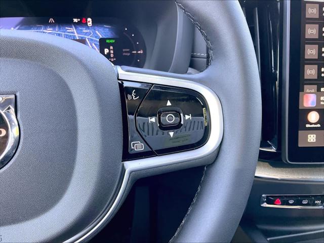 2026 Volvo XC60 Plug-In Hybrid Black Edition Ultra, T8 AWD Electric/Gasoline, Dark