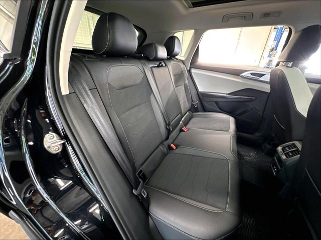 2026 Volkswagen Taos SE