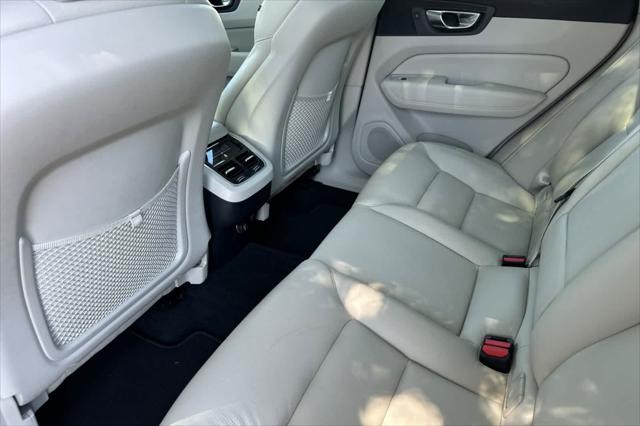 2020 Volvo XC60 T5 Inscription
