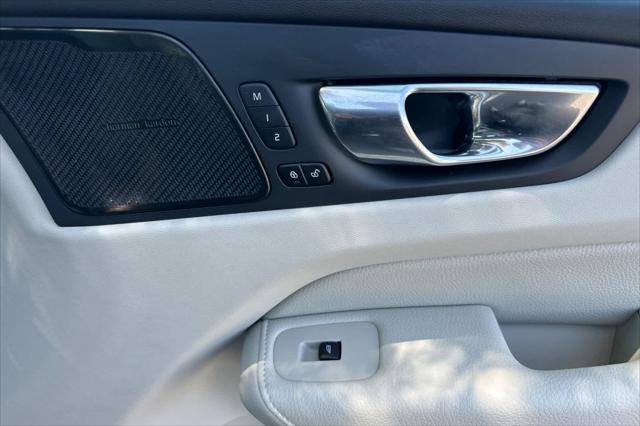 2020 Volvo XC60 T5 Inscription