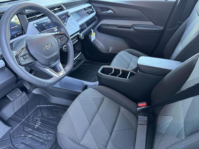 2027 Chevrolet Bolt LT FWD