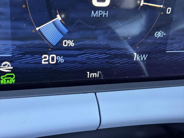 2027 Chevrolet Bolt LT FWD