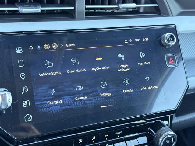 2027 Chevrolet Bolt LT FWD