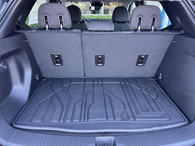 2027 Chevrolet Bolt LT FWD