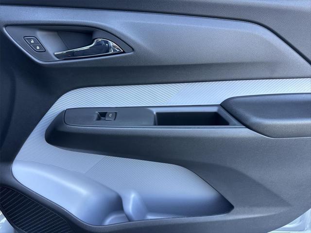 2027 Chevrolet Bolt LT FWD