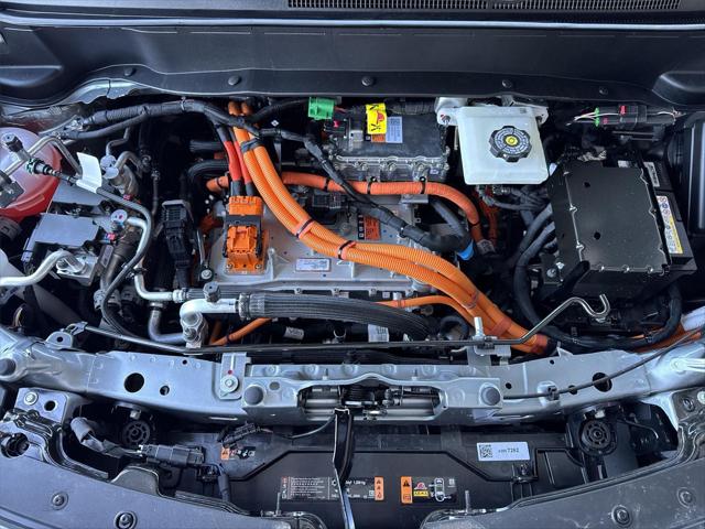 2027 Chevrolet Bolt LT FWD