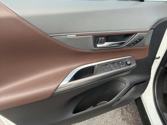 2023 Toyota Venza XLE