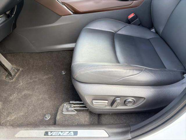 2023 Toyota Venza XLE