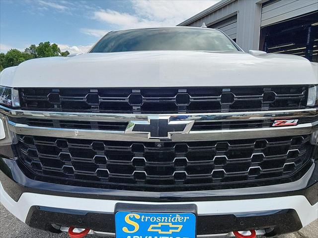 2022 Chevrolet Suburban 4WD Z71