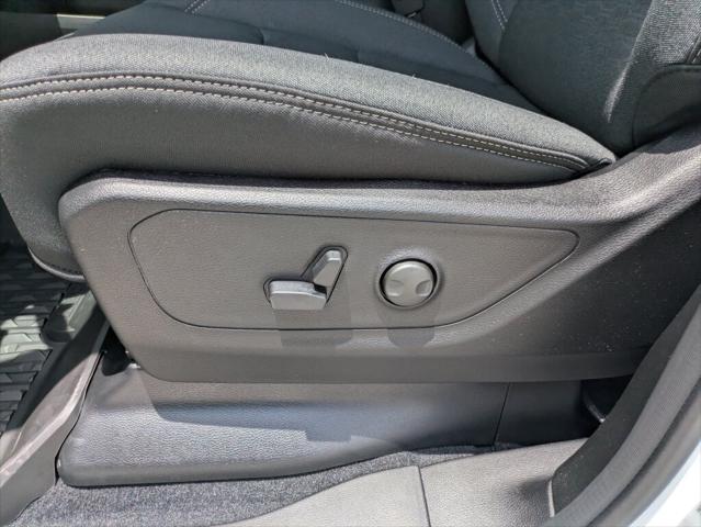 2026 Ram 1500 Lone Star Crew Cab 4x2 57 Box