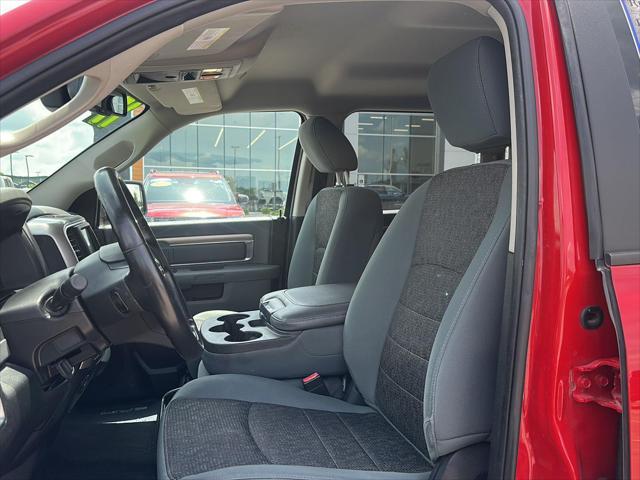 2017 Ram 1500 Big Horn Crew Cab 4x4 5'7" Box
