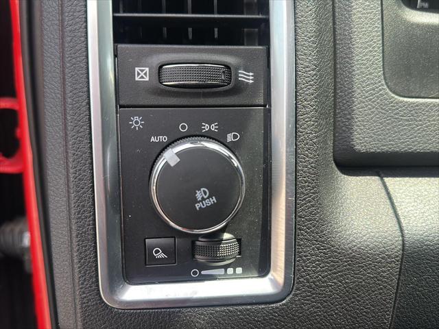 2017 Ram 1500 Big Horn Crew Cab 4x4 5'7" Box