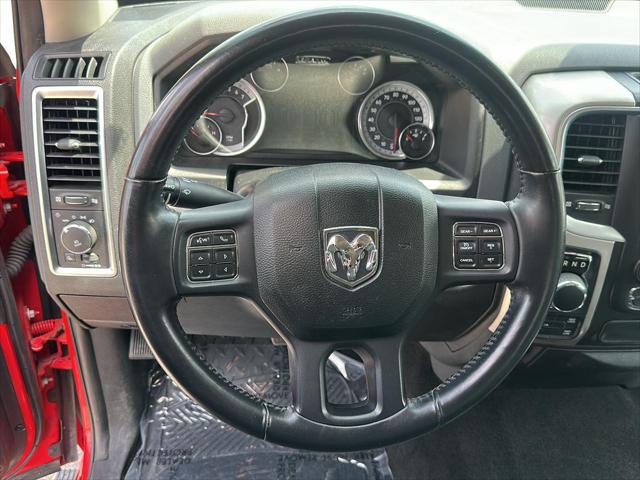 2017 Ram 1500 Big Horn Crew Cab 4x4 5'7" Box