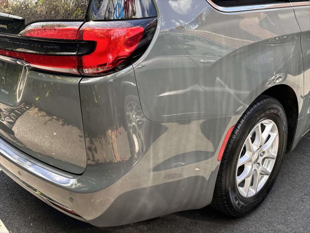 2022 Chrysler Pacifica Touring L FWD