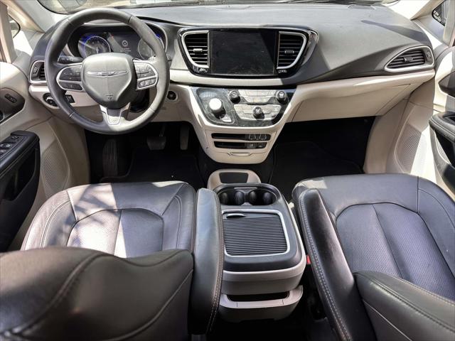 2022 Chrysler Pacifica Touring L FWD