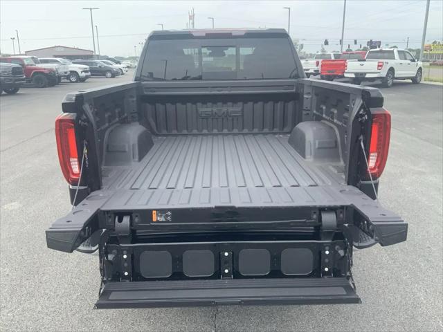 2026 GMC Sierra 1500 Crew Cab, Short Bed, SLT, 4WD