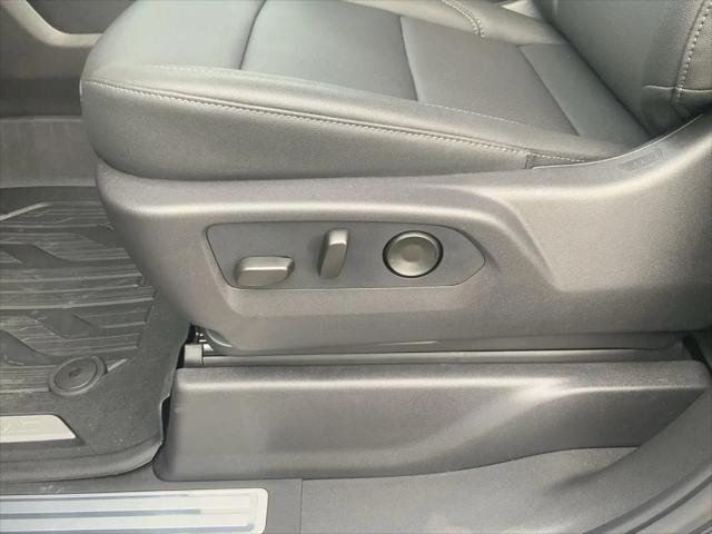 2026 GMC Sierra 1500 Crew Cab, Short Bed, SLT, 4WD