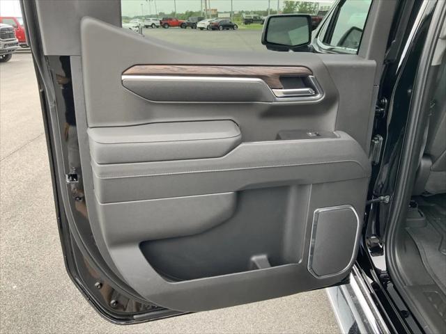 2026 GMC Sierra 1500 Crew Cab, Short Bed, SLT, 4WD