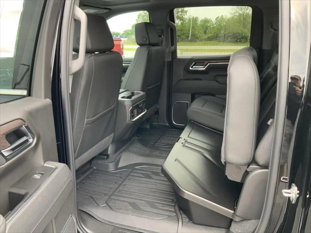 2026 GMC Sierra 1500 Crew Cab, Short Bed, SLT, 4WD