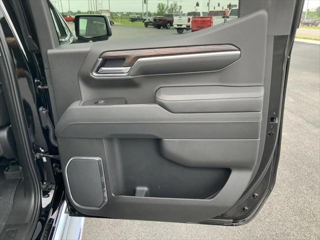 2026 GMC Sierra 1500 Crew Cab, Short Bed, SLT, 4WD