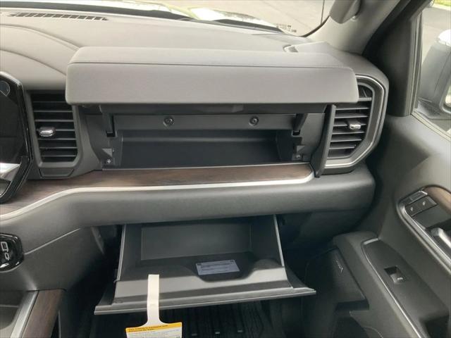 2026 GMC Sierra 1500 Crew Cab, Short Bed, SLT, 4WD