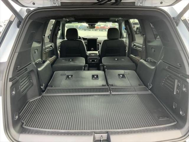 2026 GMC Acadia Denali Ultimate AWD