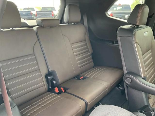 2026 GMC Acadia Denali Ultimate AWD