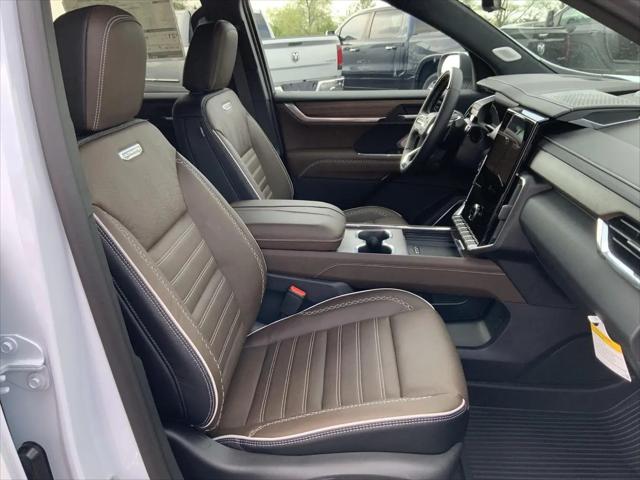 2026 GMC Acadia Denali Ultimate AWD