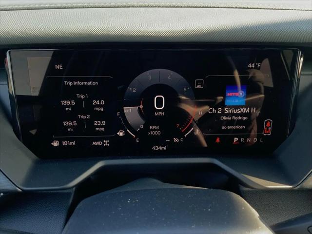 2026 GMC Acadia AT4 AWD