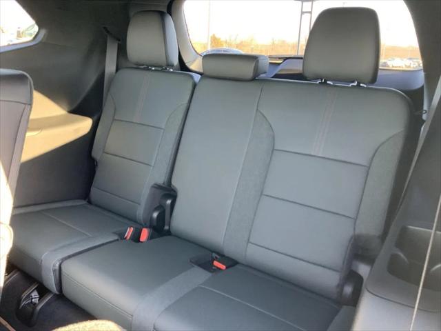 2026 GMC Acadia AT4 AWD
