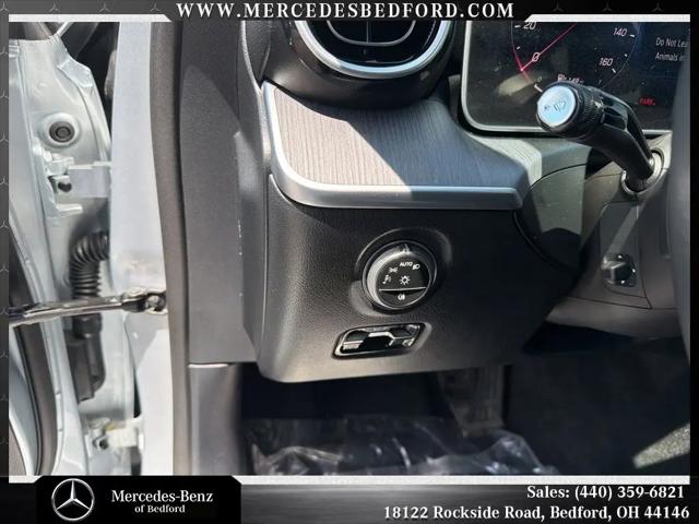 2026 Mercedes-Benz C-CLASS C 300 C 300