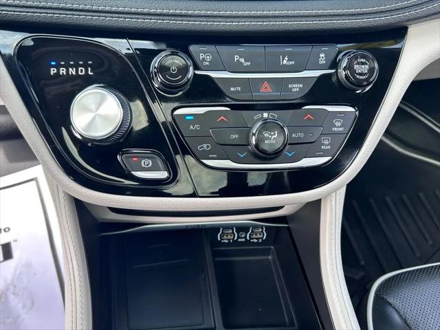 2022 Chrysler Pacifica Hybrid Limited