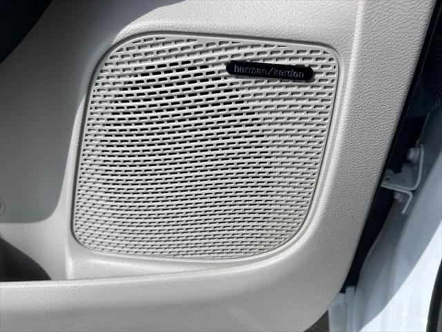 2022 Chrysler Pacifica Hybrid Limited
