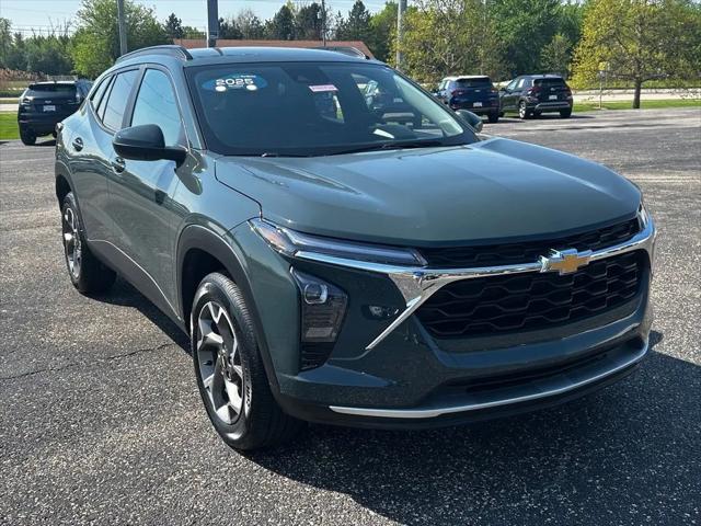 2025 Chevrolet Trax FWD LT for sale in Ottawa, IL