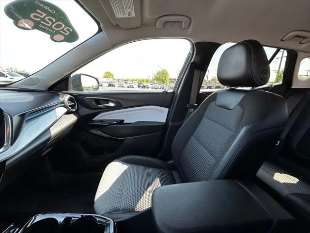 2025 Chevrolet Trax FWD LT