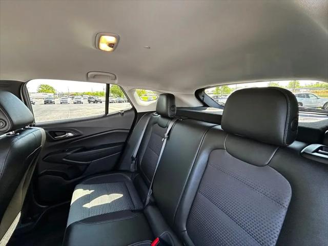 2025 Chevrolet Trax FWD LT
