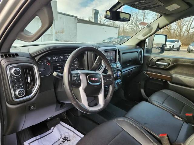 2022 GMC Sierra 2500HD 4WD Crew Cab Standard Bed SLT