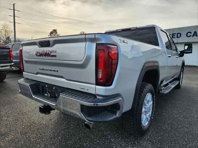 2022 GMC Sierra 2500HD 4WD Crew Cab Standard Bed SLT