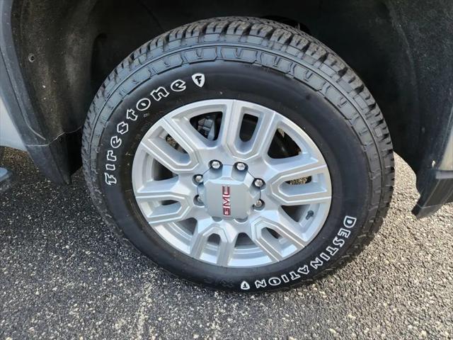 2022 GMC Sierra 2500HD 4WD Crew Cab Standard Bed SLT