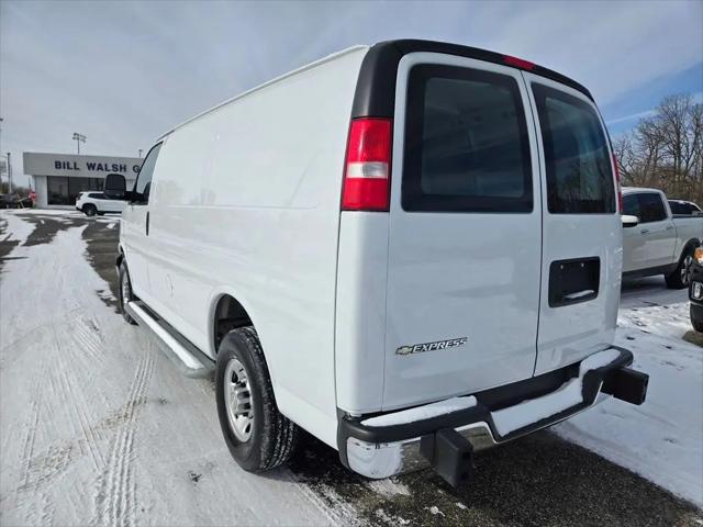 2024 Chevrolet Express Cargo Van RWD 2500 Regular Wheelbase WT