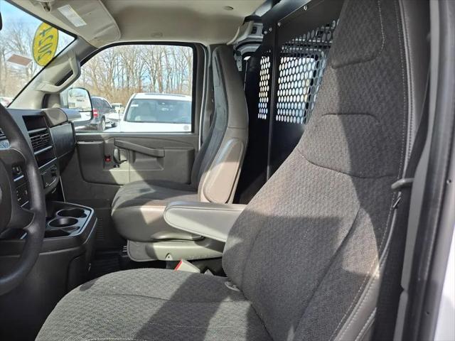 2024 Chevrolet Express Cargo Van RWD 2500 Regular Wheelbase WT