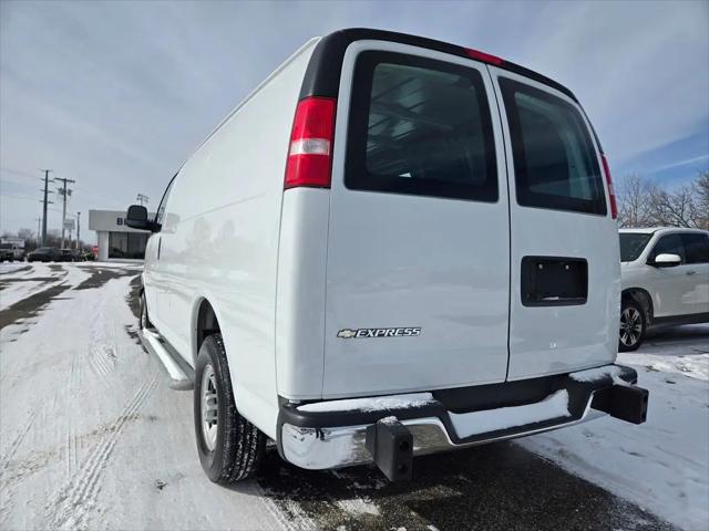 2024 Chevrolet Express Cargo Van RWD 2500 Regular Wheelbase WT