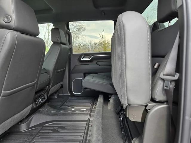 2026 GMC Sierra 2500HD Crew Cab, Standard Bed, SLT, 4WD