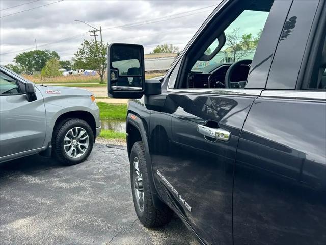 2026 GMC Sierra 2500HD Crew Cab, Standard Bed, SLT, 4WD