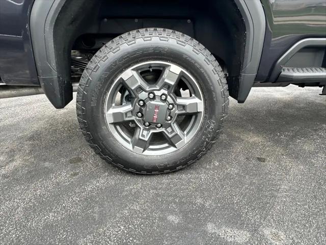 2026 GMC Sierra 2500HD Crew Cab, Standard Bed, SLT, 4WD