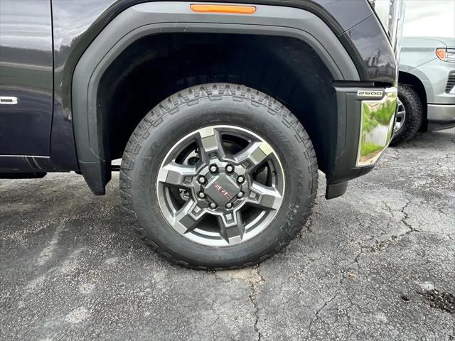 2026 GMC Sierra 2500HD Crew Cab, Standard Bed, SLT, 4WD