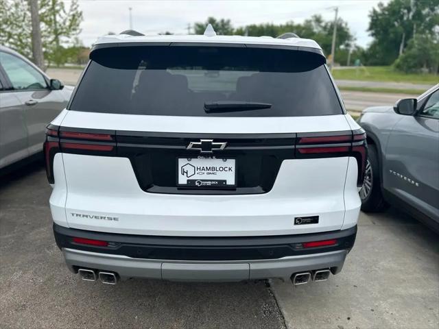 2026 Chevrolet Traverse FWD LT